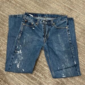 Distressed Levi 505s